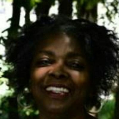 Profile Picture of Gardenia Davis (@DavisGardenia) on Twitter