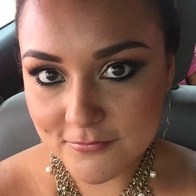 Profile Picture of Astrid Ruby Rendon (@Onlimarket) on Twitter