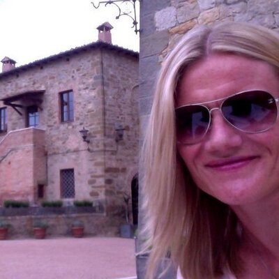 Clare Barton - Twitter Profile Picture of Clare Barton (@claretoe) on Twitter