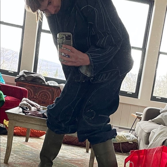 Profile Picture of Charles Raincity (@charlesraincity) on Poshmark