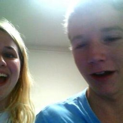 Profile Picture of Nathan Crowther (@Baby_cougar95) on Twitter