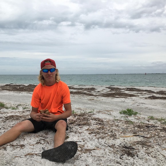 Profile Picture of Travis Maass (@travismaass) on Poshmark