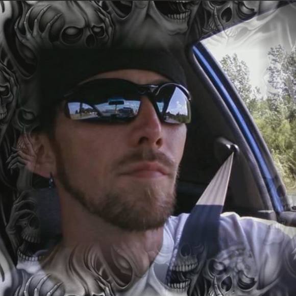 Profile Picture of Danny Brady (@dbrady08) on Poshmark