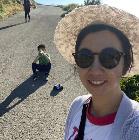 Profile Picture of Melanie Liu (@melanieyiliu) on Poshmark