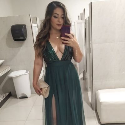 Profile Picture of Alejandra Mercado (@Ale_MRuiz) on Twitter