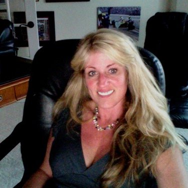 Profile Picture of Cheryl Lopes (@lopesranae) on Twitter