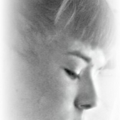 Profile Picture of Saga Arnold-Larsen (@En_Saga) on Twitter