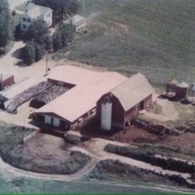 Profile Picture of Joe Schweitzer (@schweitzerfarms) on Twitter