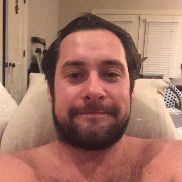 Profile Picture of John Beard (@john_beard) on Poshmark