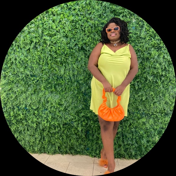 Profile Picture of Holly Draper (@holly4ever) on Poshmark