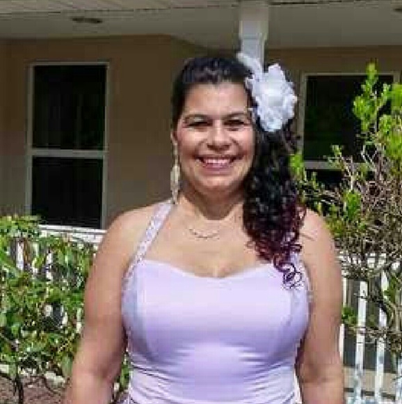 Profile Picture of Joanne Negron (@jonegron) on Poshmark