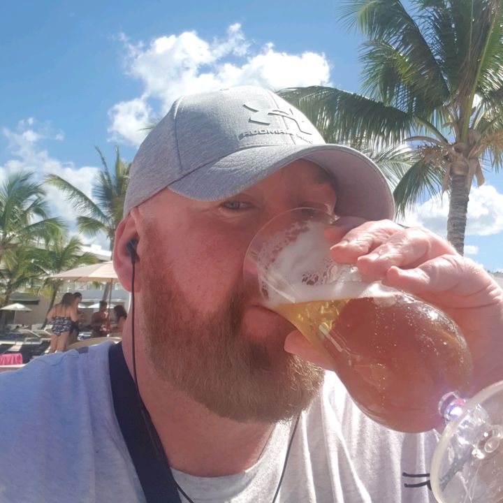 Profile Picture of Simon Savage (@user8404436370743) on Tiktok