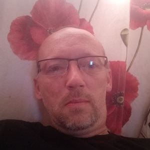 Profile Picture of Deroy Michael (@DeroyMichael1) on Twitter