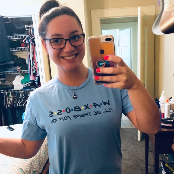 Profile Picture of Melinda Edwards (@melindae06) on Poshmark