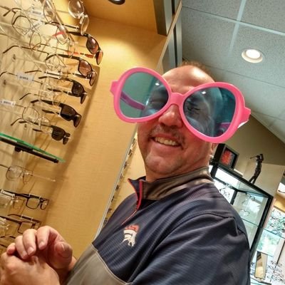 Profile Picture of Jon Feinsilver (@superfein7) on Twitter