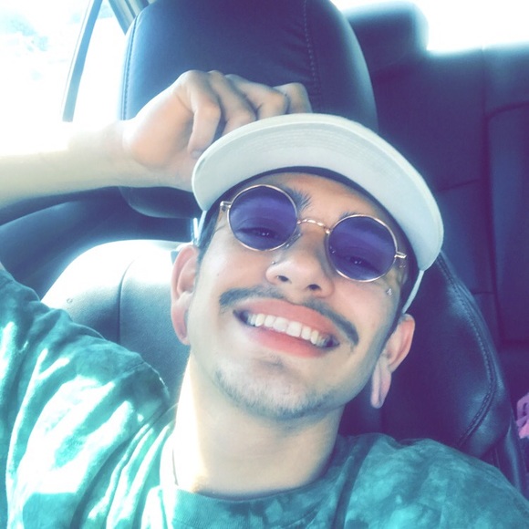 Profile Picture of Justis Krask (@sluml0rd818) on Poshmark