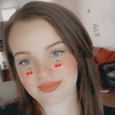 Profile Picture of Holly Bassett (@hbassett2019) on Twitter