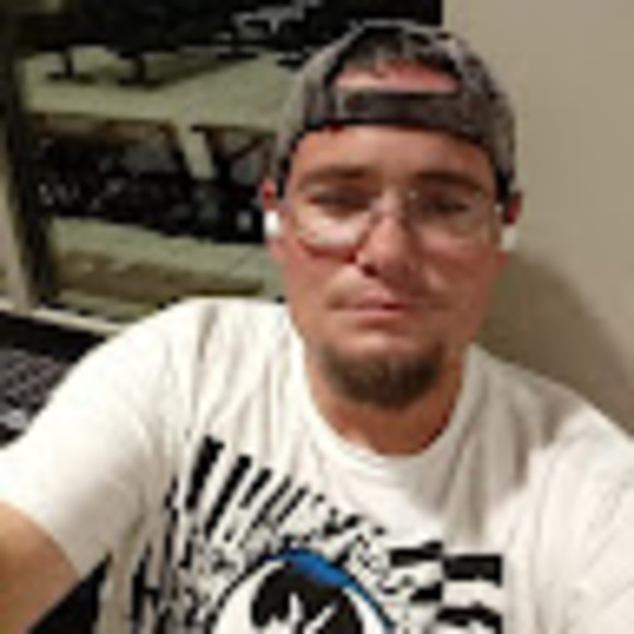 Matthew Dalton - Poshmark Profile Picture of Matthew Dalton (@mraydalton1989) on Poshmark