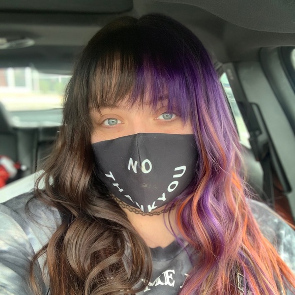 Profile Picture of Ashton Sharp (@ashvulpecula) on Poshmark