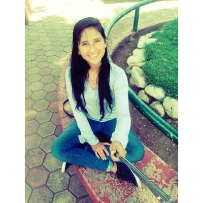 Profile Picture of Aracely Quintero C (@CelyCarbajal) on Twitter