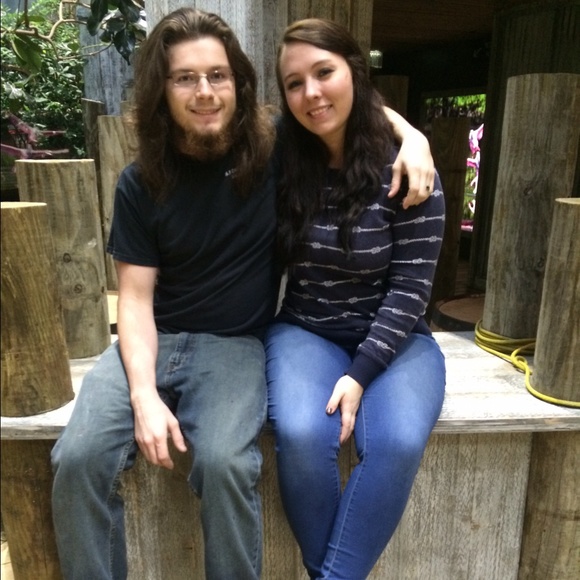 Profile Picture of Kami Howatf (@kamiraehoward) on Poshmark