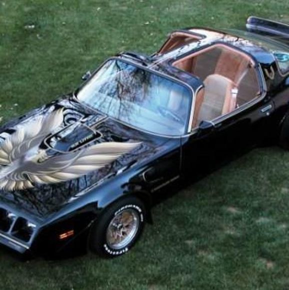 Profile Picture of Heidi Blas (@jane5645) on Poshmark