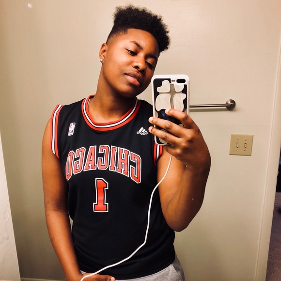 Profile Picture of Jada Sims (@jadasims1456) on Poshmark