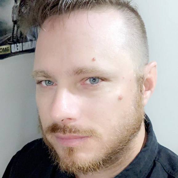 Profile Picture of Darryl Wozney (@darrylwozney) on Poshmark