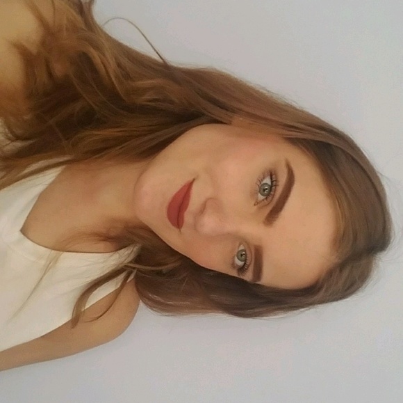 Profile Picture of Claudia Galej (@claudia_galej) on Poshmark