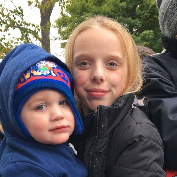 Liyah Frump - Poshmark Profile Picture of Liyah Frump (@liyah_frump) on Poshmark