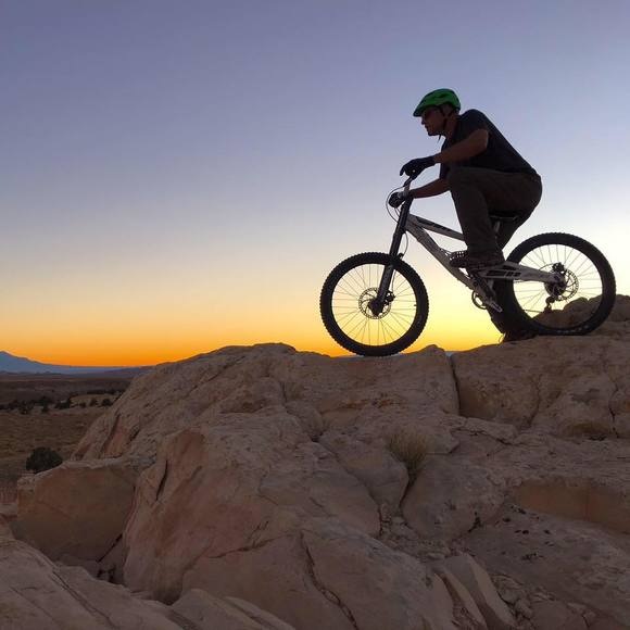 Profile Picture of Stephen Boniface (@photosbysteve) on Poshmark