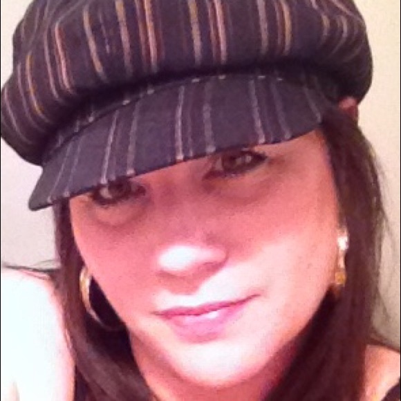 Profile Picture of Marlo Thompson (@mtmj2018) on Poshmark