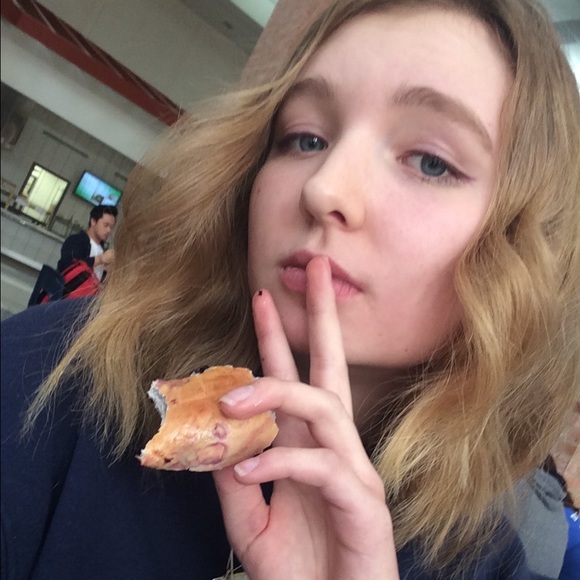 Profile Picture of Tricia Gnadt (@alfreosauce) on Poshmark