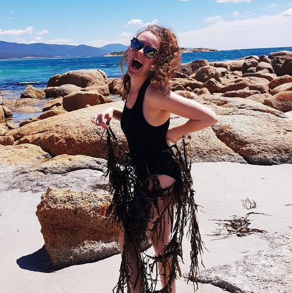 Daniela Stefanovska - Poshmark Profile Picture of Daniela Stefanovska (@dstefanovska) on Poshmark