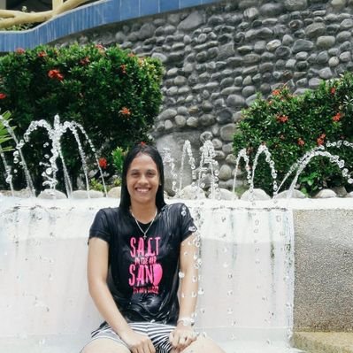 Profile Picture of Maxine Joyce (@bationmaxine18) on Twitter