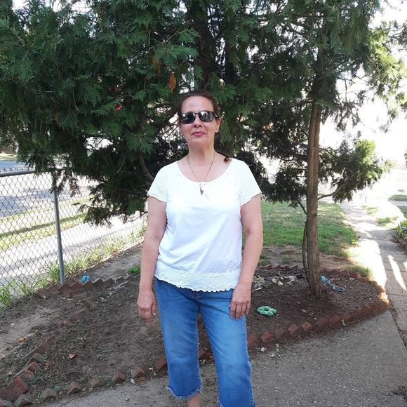 Profile Picture of Dawn Barrett (@prarrie) on Poshmark