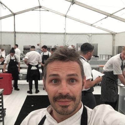 Profile Picture of Michael Innes (@MixmasterMikey) on Twitter