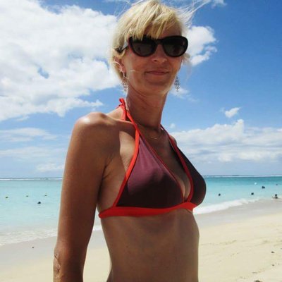 Profile Picture of Alexa Levy (@nosayareunion) on Twitter