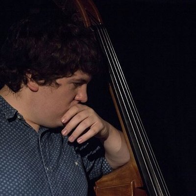 Profile Picture of Simon Read (@simonreadmusic) on Twitter