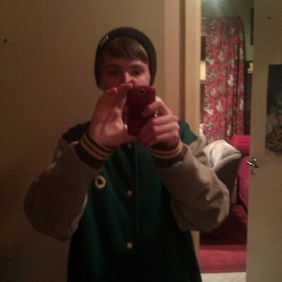 Profile Picture of Kenneth Johnsen (@KJfoshol33tpwn) on Twitter