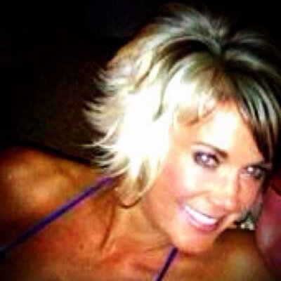 Profile Picture of Darcy Wright (@blondiedaw) on Twitter