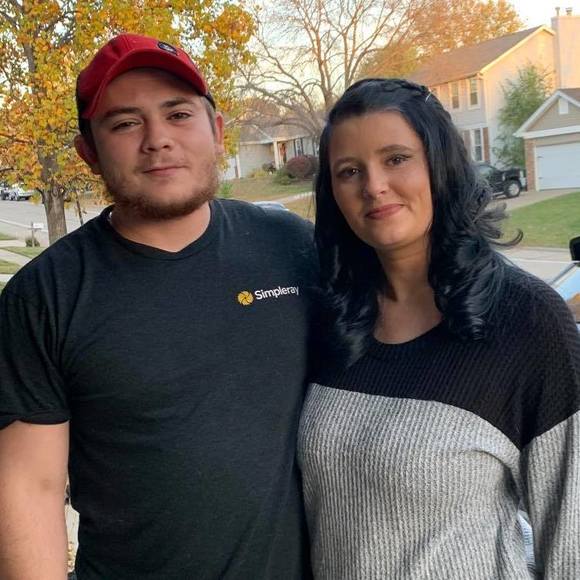 Profile Picture of Briar Larowitz (@blarowitz) on Poshmark