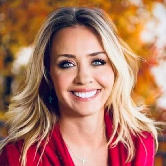 Profile Picture of Tabitha Higgins (@tabbyhiggins) on Poshmark