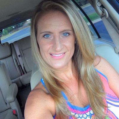 Profile Picture of Jennifer Weir (@JennWeir) on Twitter