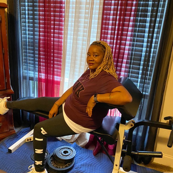 Martha Mcmiller - Poshmark Profile Picture of Martha Mcmiller (@mcmiller28) on Poshmark