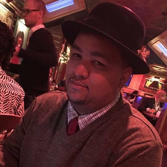 Profile Picture of Raymond Davis (@raydavis414) on Poshmark