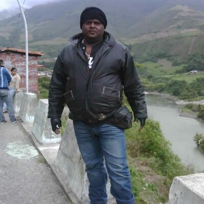 Profile Picture of Reinaldo Toro (@jesustoro1279) on Twitter