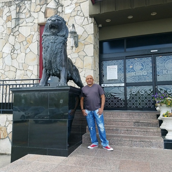 Profile Picture of Carlos Primus (@mrsthang6) on Poshmark