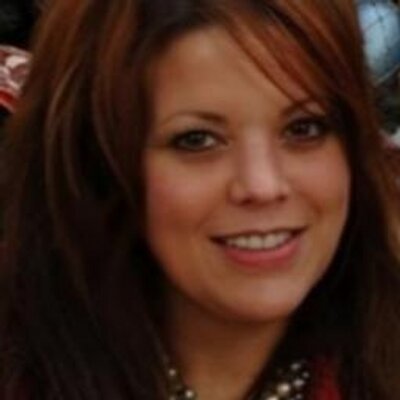 Profile Picture of Karen Yoder (@SnobbyPaws) on Twitter
