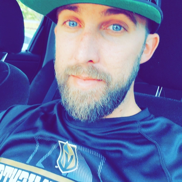 Profile Picture of Justin Spurrier (@jspur702) on Poshmark